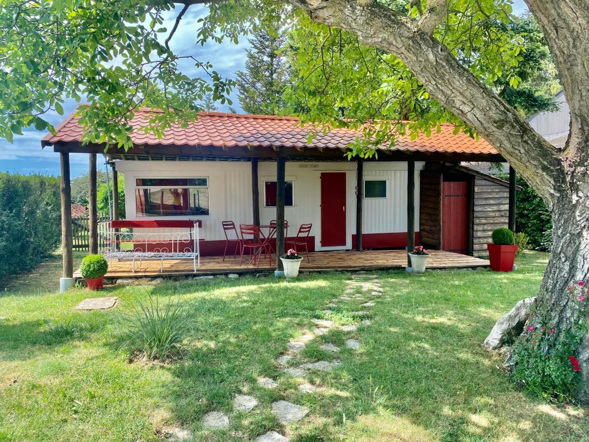 Mobilhome Sous Chalet En Bois A La Ferme Josnes Ngoại thất bức ảnh