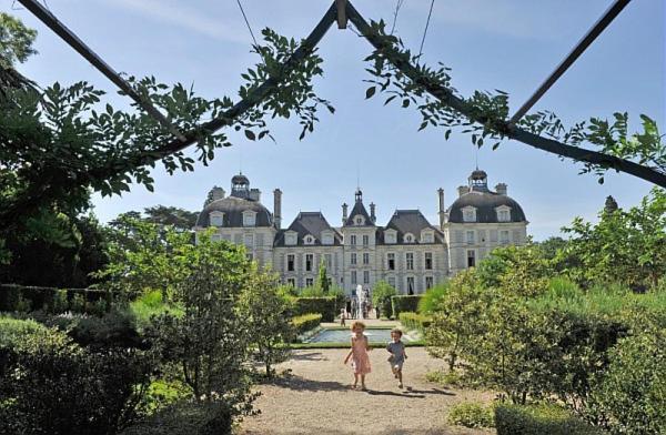 Mobilhome Sous Chalet En Bois A La Ferme Josnes Ngoại thất bức ảnh