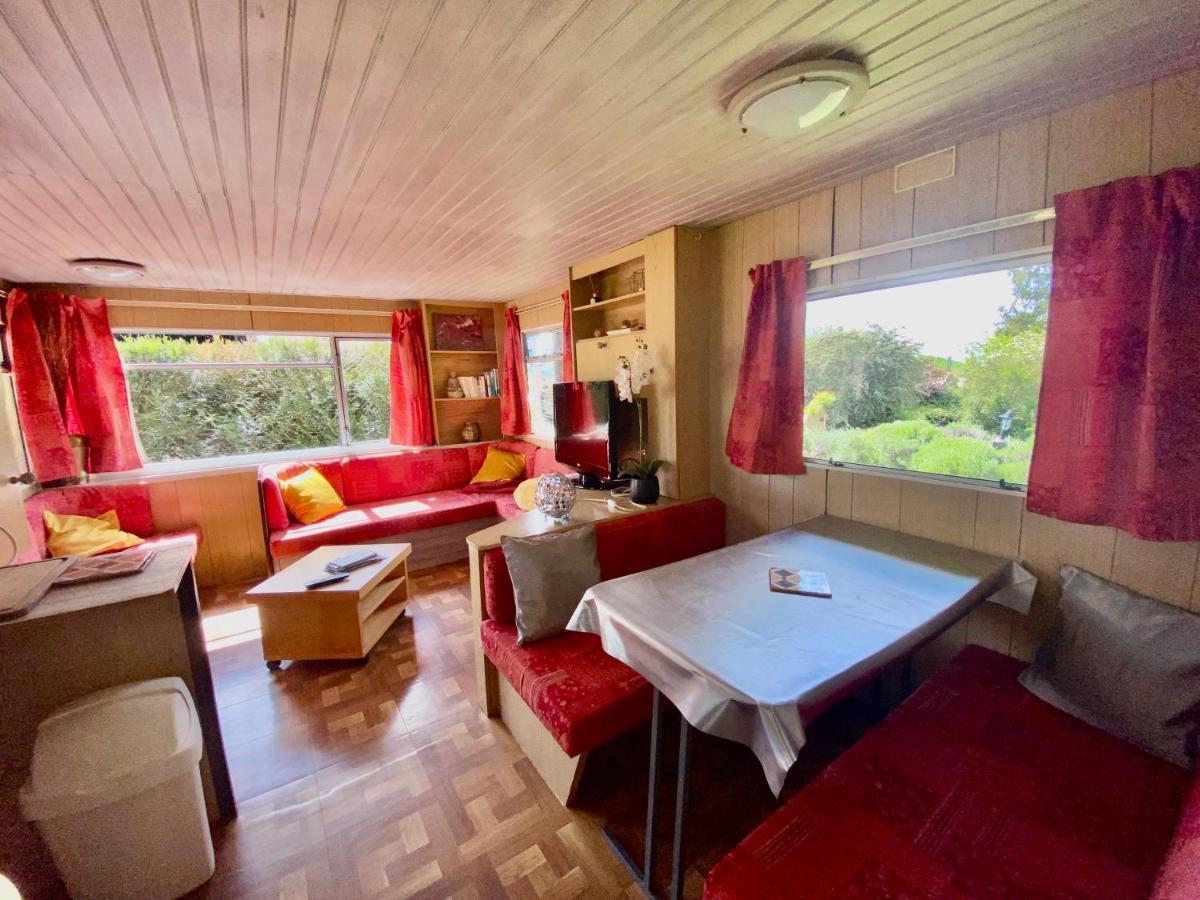 Mobilhome Sous Chalet En Bois A La Ferme Josnes Ngoại thất bức ảnh